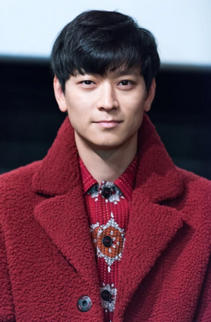 Gang Dong-Won.jpg