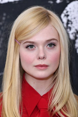 Elle Fanning.jpg
