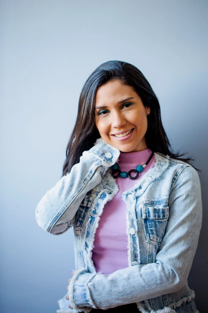 Thais Dutra (Dubladora).jpg