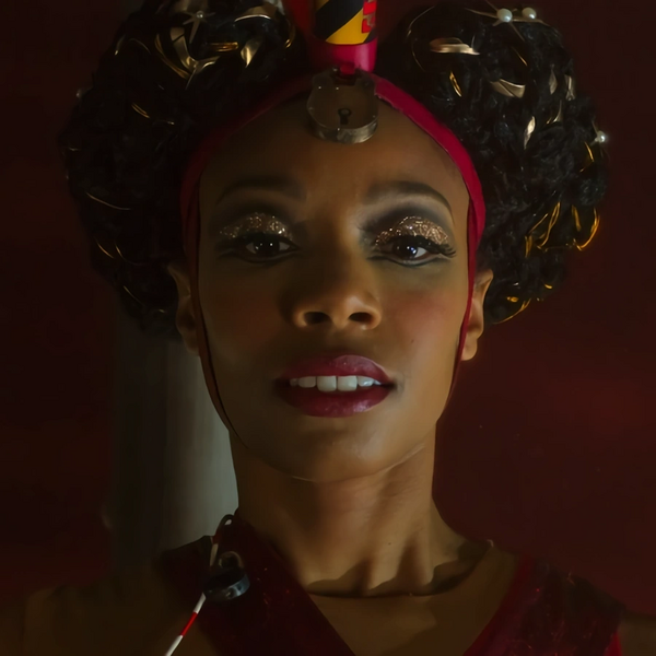Arquivo:Acrobata (Matilda, Musical).png
