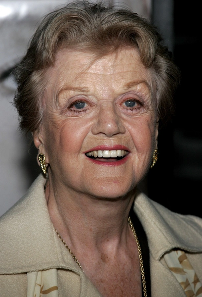 Arquivo:Angela Lansbury.png