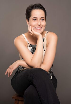 AlineMoreno.jpg