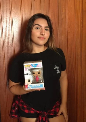 Giulia Monjardim.jpg