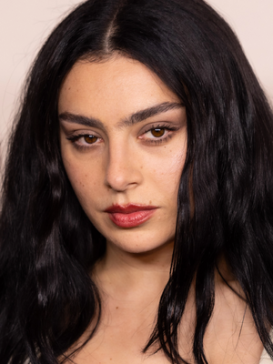 Charli XCX.jpg