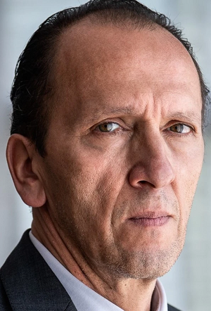 Carlos Aragón.jpg