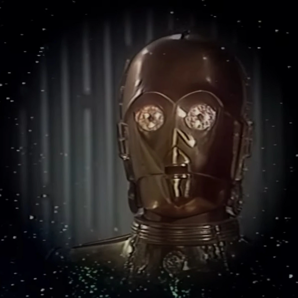 Arquivo:C3PO (Guerra nas Estrelas Especial).jpg