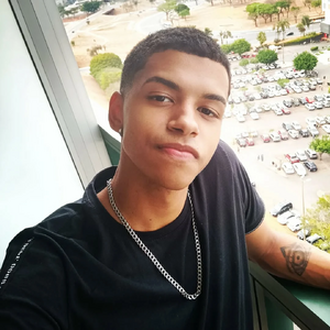 Erik Lopes.jpg