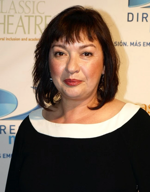 Elizabeth Peña.jpg