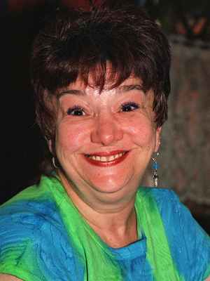 María Luisa Alcalá.jpg