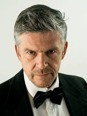 Héctor García.jpg