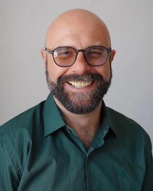 César Emilio.jpg