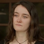 Clare Pierce (jovem) em As Pequenas Coisas da Vida