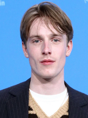 Louis Hofmann.jpg