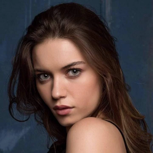 Afra Saracoglu.jpg