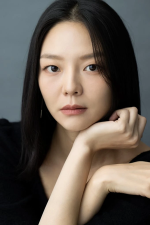 Esom.jpg