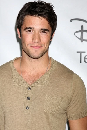 Josh-Bowman.webp
