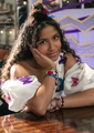 Julie Molina em Julie and the Phantoms