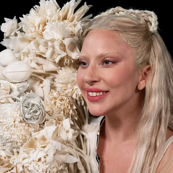 Arquivo:Lady Gaga (Hot Ones).png