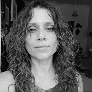 Leila Verçosa.png