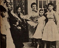 O jovem Marcelo (o primeiro a esquerda) com o elenco de Glorinha em 1959.