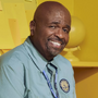 Sr. Johnson (2ª voz) em Abbott Elementary