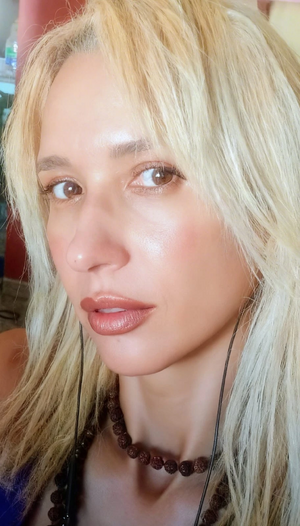 Ana Paula Frade.jpg