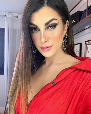 Nah Cardoso.jpg