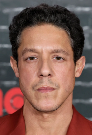Theo Rossi.png