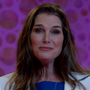Dra. Scarlett Lovin também em Scream Queens
