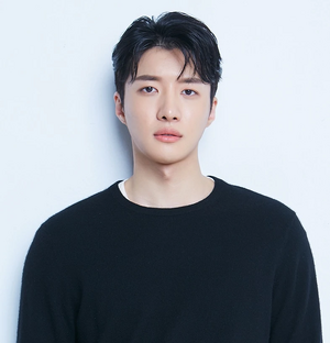 Kim Seo-Ha.jpg