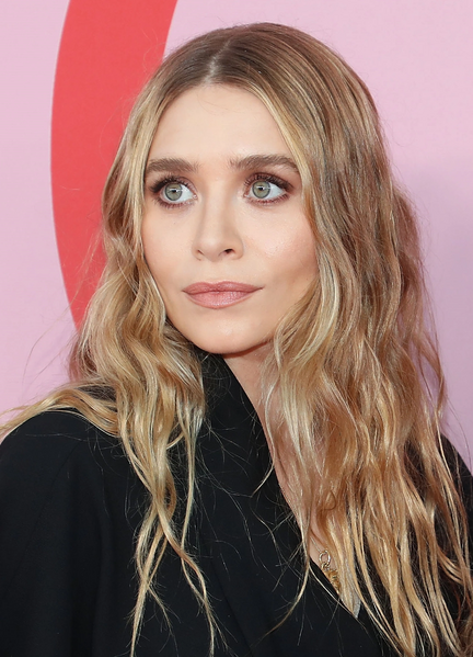Arquivo:Ashley Olsen.png