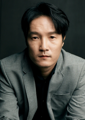 Lee Joong-Ok.jpg