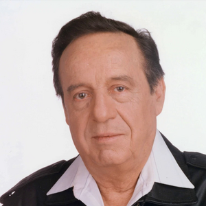 Roberto Gómez.jpg