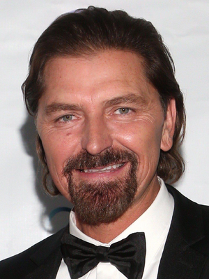 Robin Atkin Downes.png