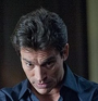 Sean Walker (2ª voz) em Ray Donovan