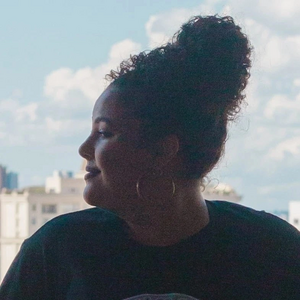 Amanda Nicolau Schubert.png