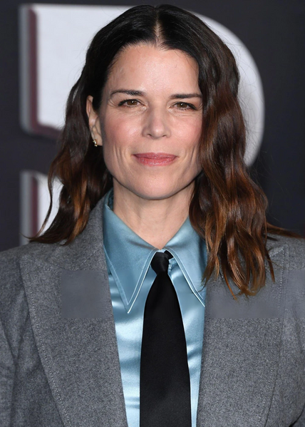 Arquivo:Neve Campbell 2026.webp