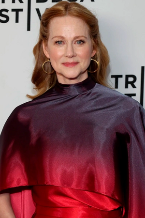 Portrait Laura Linney.png