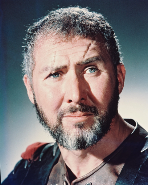 Arquivo:Anthony Quayle.jpg