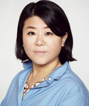 Lee Jung-Eun 2.jpg