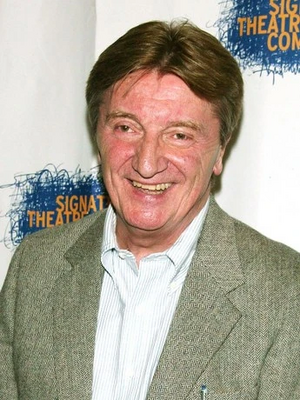 Larry Bryggman.jpg