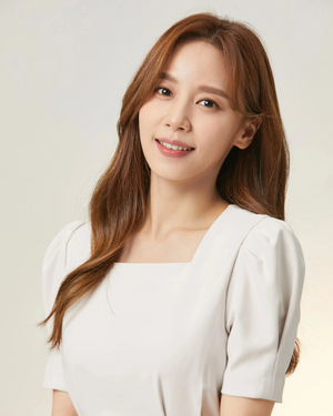 Hong Ji-hee.jpg