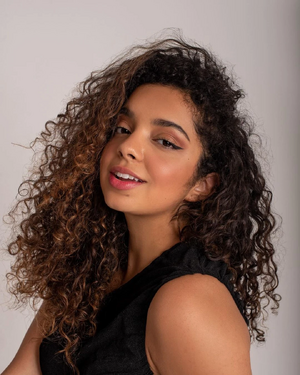 Laura Castro.jpg