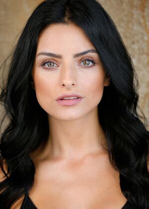 Aislinn Derbez.jpg