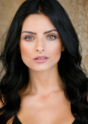 Aislinn Derbez.jpg