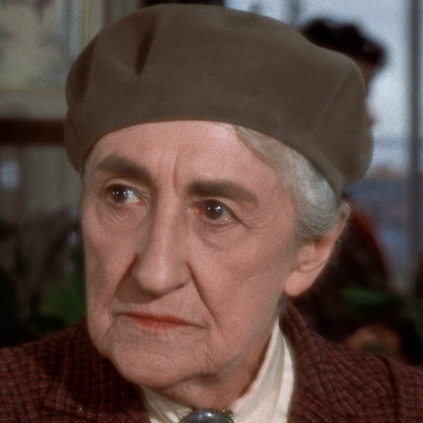 Arquivo:Mrs. Bundy .webp