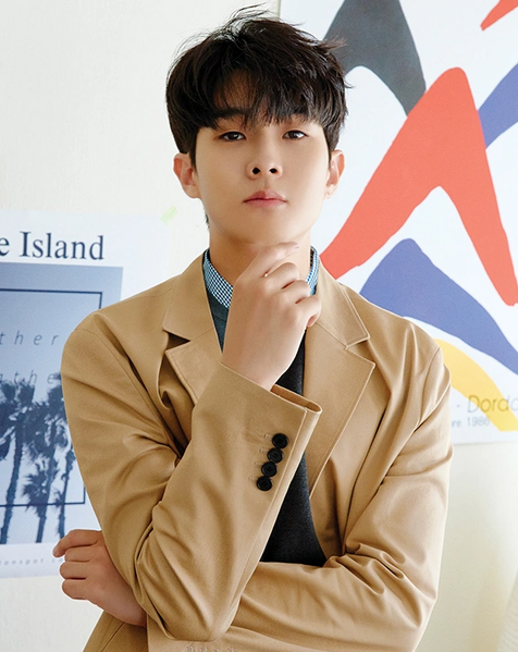 Arquivo:Choi Woo-sik.png
