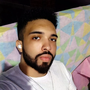 CarlosMuniz.jpg