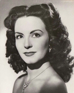 Silvia Derbez.jpg