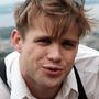 Dexter Mayhew em Um Dia